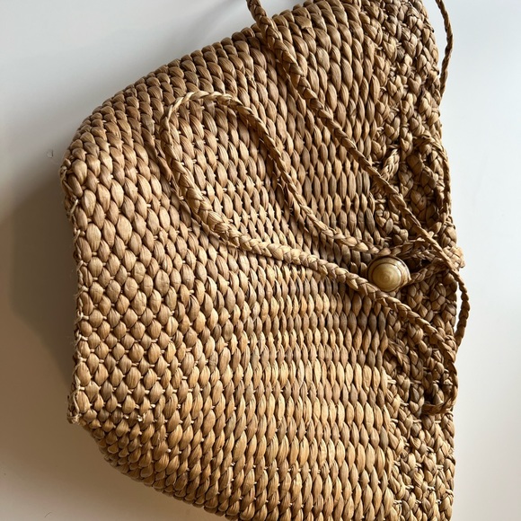 Handwoven Bag - Picture 5 of 6